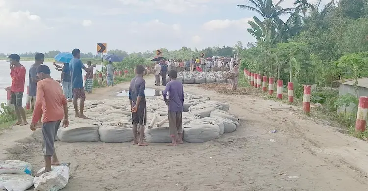 সড়ক ধসে বিকল্প পথে ৭ দিন ধরে ভোগান্তি