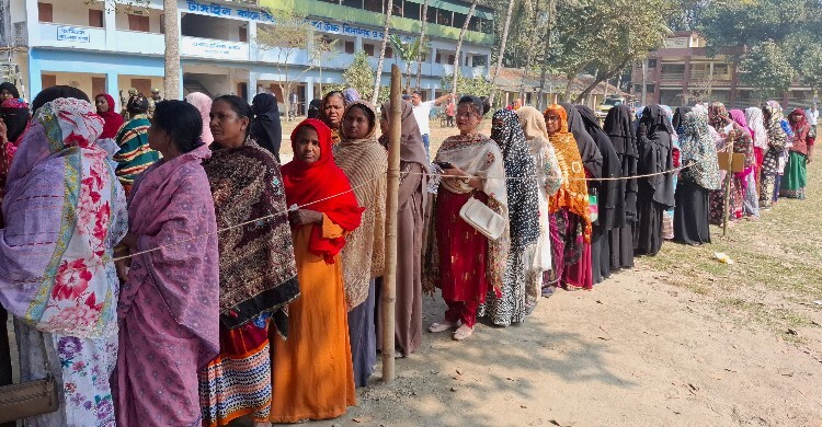 টাঙ্গাইলের ৮টি আসনে ১২টা পর্যন্ত ভোট পড়েছে ৩৪.৩৮ শতাংশ