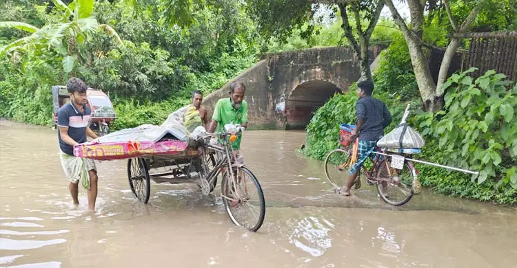 ‘গলার কাঁটা’ ব্রিটিশ আমলের টানেল, বছরের ৮ মাসই জমে থাকে পানি