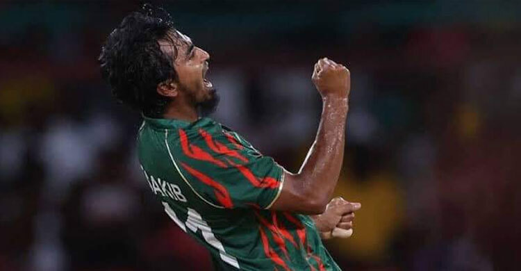 সম্ভাবনার জোয়ারে এক অদম্য পেসার সাকিব