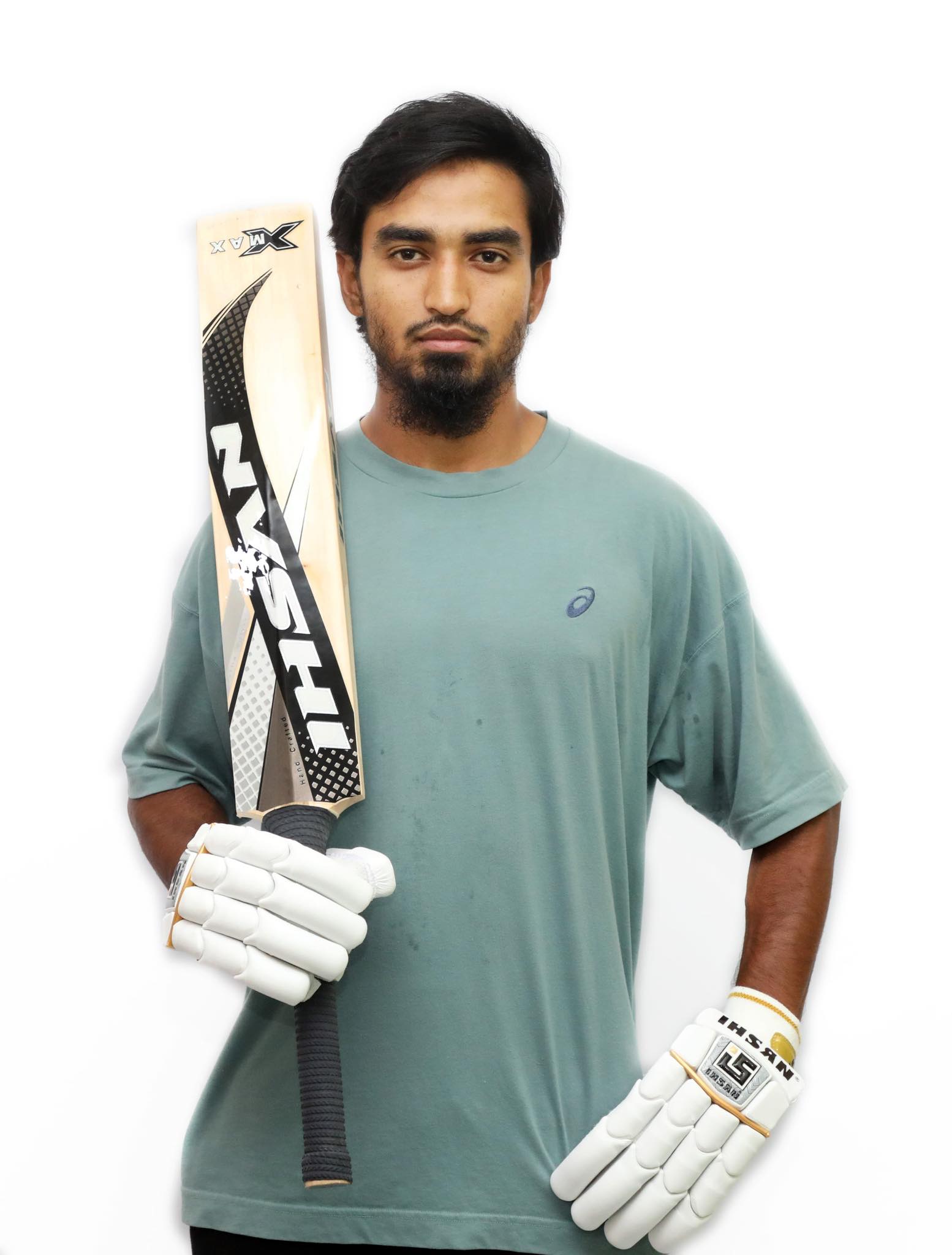 তারকা পেসার তানজিম হাসান সাকিবের জন্মদিন আজ