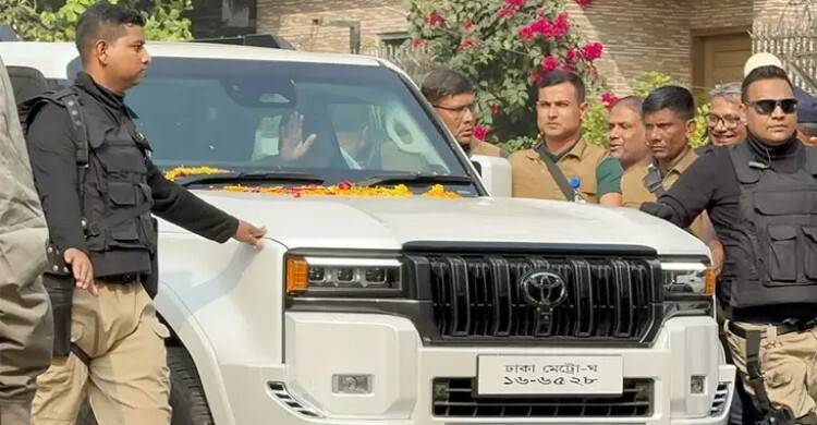 নিজের গাড়িতে চলাফেরা করবেন প্রধানমন্ত্রী তারেক রহমান