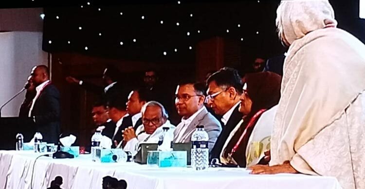 গুম-খুনের শিকার পরিবারের সদস্যদের সঙ্গে তারেক রহমানের বৈঠক