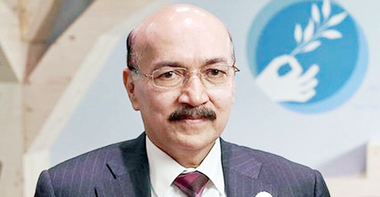 শেখ পরিবারের বিরুদ্ধে ১ ডজন মামলা দুদকের, অপেক্ষা করছে আরও