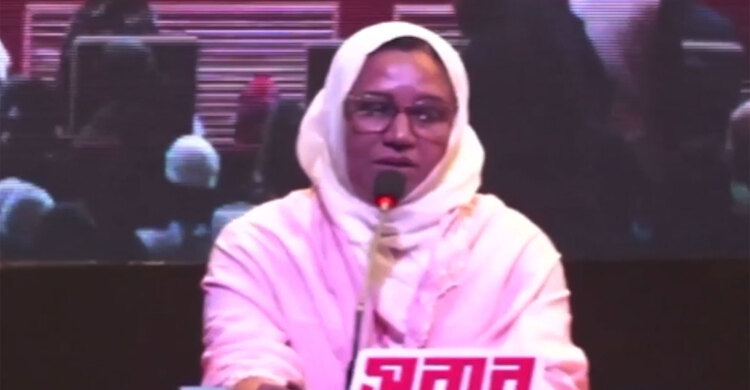 'বড় ছেলে শহীদ হওয়ার ১৪ দিনের মাথায় ছোট ছেলের ক্যান্সার ধরা পড়ে'