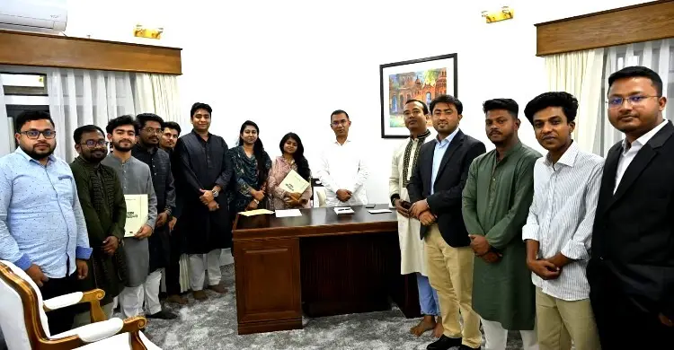 তারেক রহমানের সঙ্গে জাকসু-গকসু নেতাদের সাক্ষাৎ, বিএনপি-ছাত্রদলে যোগদান