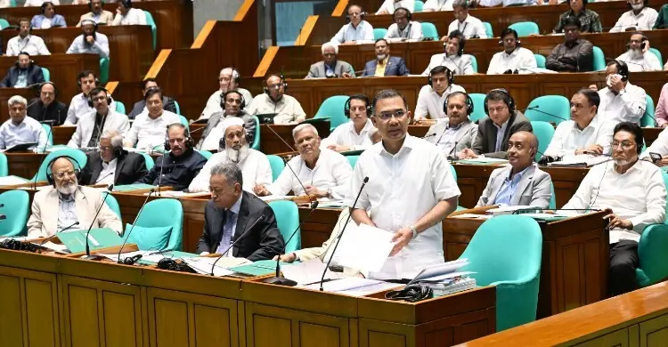 প্লাস্টিক শিল্পের কাঁচামালে আমদানি শুল্ক ৫ শতাংশই থাকছে