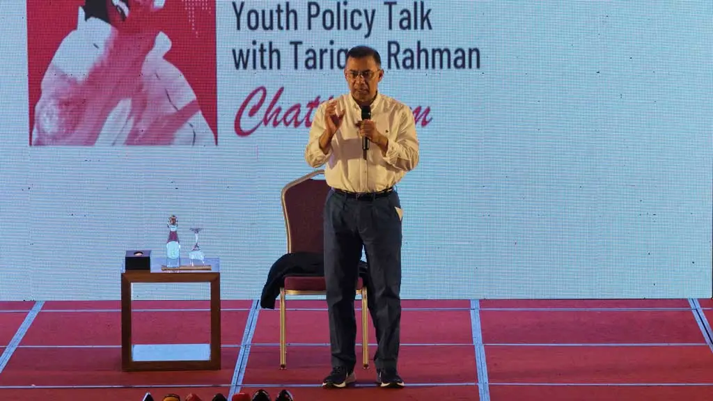 আঙ্কেল নয়, ভাইয়া ডাকে কেন খুশি পুরুষ