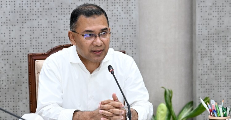 ঢাকার যানজট নিরসনে এক মাসের মধ্যে দৃশ্যমান উন্নতির নির্দেশ