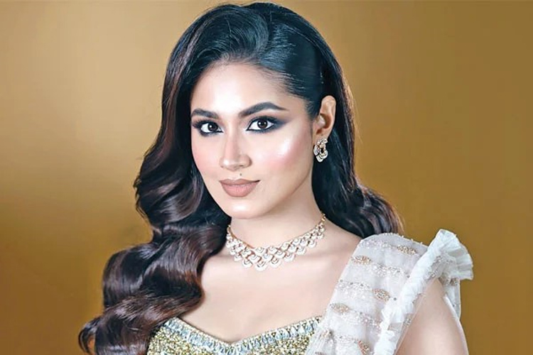 দায়িত্ববোধে জাগ্রত হওয়ার আহ্বান জানালেন ফারিণ