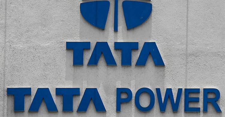 ভারতে টাটা গ্রুপের ভেতরে লড়াইয়ের কারণ কী?