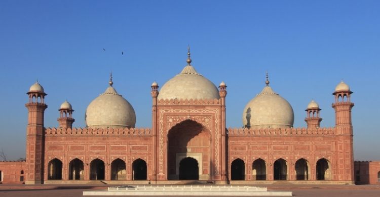 আল্লাহর ওপর তাওয়াক্কুলের অর্থ, গুরুত্ব ও তাৎপর্য