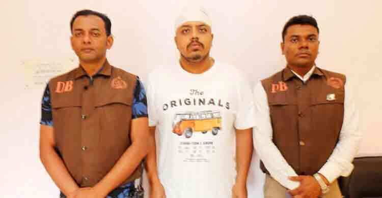 Sirajganj medical teacher, who shot student, suspended