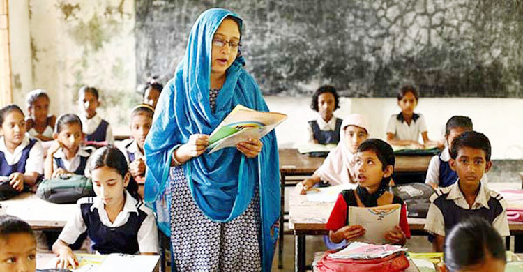 প্রাথমিকে সাড়ে ৩ লাখ শিক্ষকের মধ্যে সোয়া দুই লাখই নারী