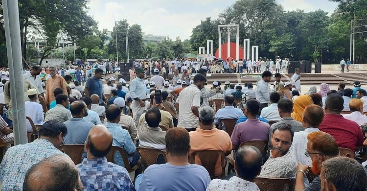 সরকারের ‘আশ্বাসে’ প্রাথমিক শিক্ষকদের আমরণ কর্মসূচি স্থগিত