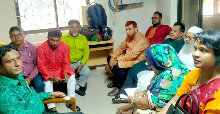 ৩ দাবি নিয়ে প্রধান উপদেষ্টার কার্যালয়ে প্রাথমিকের ১২ শিক্ষক নেতা