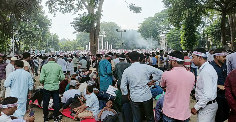 বাড়ি ভাড়া ২০ শতাংশই চাই, একটুও কম হবে না: অধ্যক্ষ আজিজী