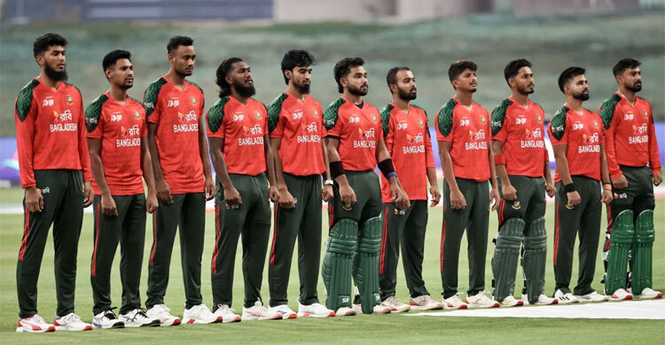 উইনিং কম্বিনেশন ভেঙে খেলানো হবে পঞ্চম বোলার?