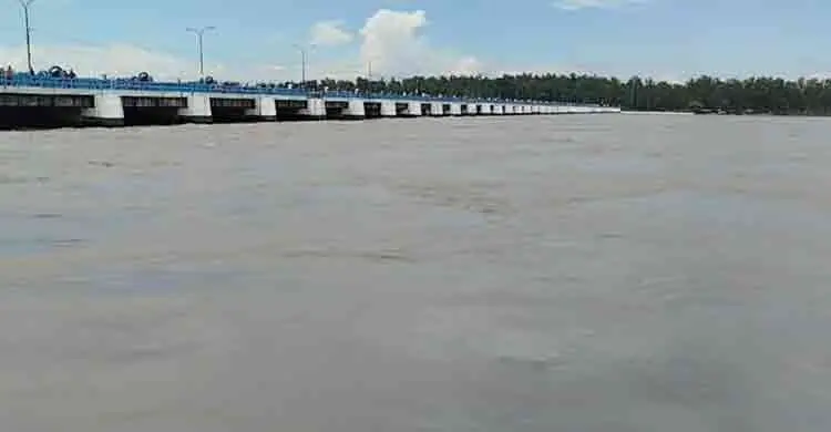 পশ্চিমবঙ্গ-সিকিমে ভারী বৃষ্টি, বেড়েছে তিস্তা নদীর পানি
