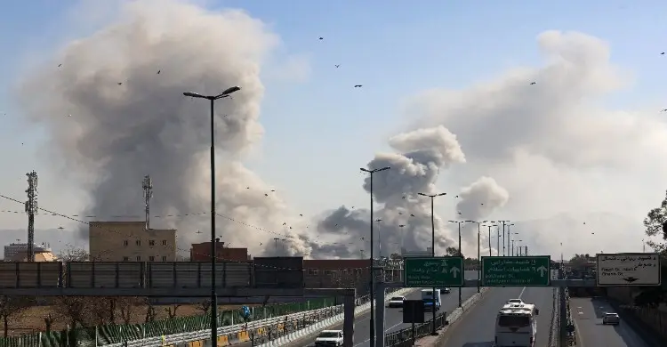 তেহরানে বড় হামলা, ইসরায়েল বললো যুদ্ধ ‘নতুন ধাপে’