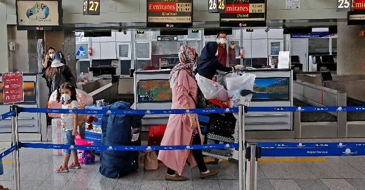 দুই মাস পর তেহরান থেকে বাণিজ্যিক ফ্লাইট পুনরায় চালু