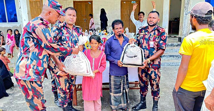 সেন্টমার্টিনে বিজিবির চিকিৎসাসেবা পেলো ৩৮৫ জন