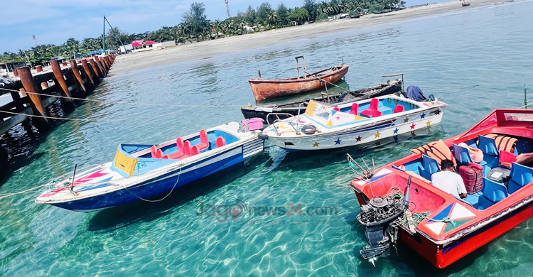 সেন্টমার্টিনে পর্যটক থাকতে দু’মাসের নিষেধাজ্ঞায় বছরজুড়ে অনিশ্চয়তা