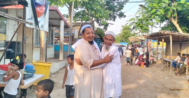ঈদের আনন্দেও জন্মভূমির শূন্যতা রোহিঙ্গাদের মনে