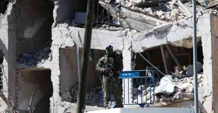 ইসরায়েলে ফের ইরানের হামলা, বিস্ফোরণ