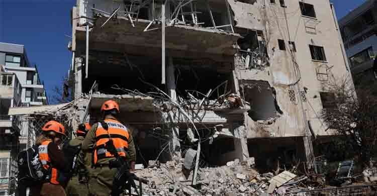 ইসরায়েলের সেনা সদর দপ্তরে ক্ষেপণাস্ত্র হামলার দাবি হিজবুল্লাহর