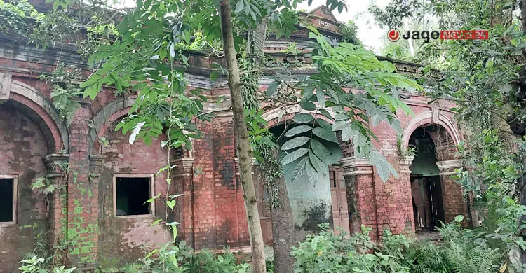 ব্রিটিশ আমলের টেলিগ্রাফ অফিস এখন ‘ভুতুড়ে’ বাড়ি