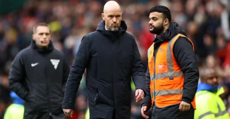 Man United looking to sign a striker, says Ten Hag