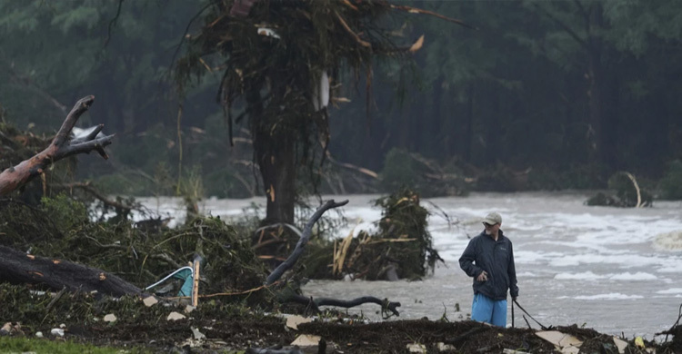 টেক্সাসের বন্যা এত প্রাণঘাতী হলো কীভাবে?