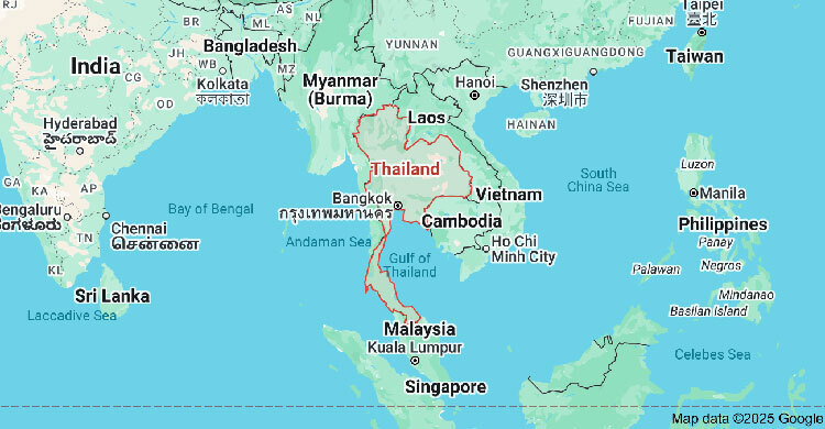 Thailand bus crash kills 18
