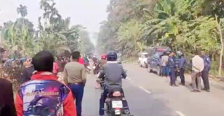 সড়ক দুর্ঘটনায় প্রাণ গেল মাদরাসাছাত্রীর