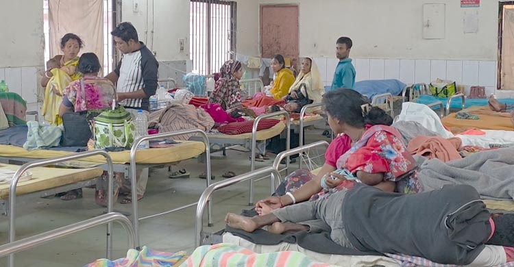 ঈদের ছুটিতে হাসপাতালে চিকিৎসক সংকট, ভোগান্তিতে রোগী-স্বজনরা