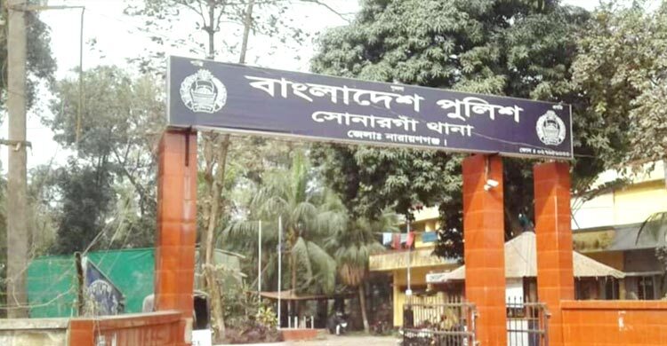 চাঁদা না পেয়ে মসজিদের ইমাম ও তার স্ত্রীকে পিটিয়ে জখম