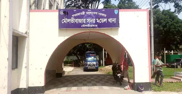 ডাকাতদের গুলিতে ডাকাত আহত, ধরে হাসপাতালে নিলো পুলিশ