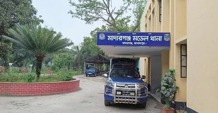 ৭ বছরের শিশুকে ধর্ষণ, অভিযুক্ত আটক