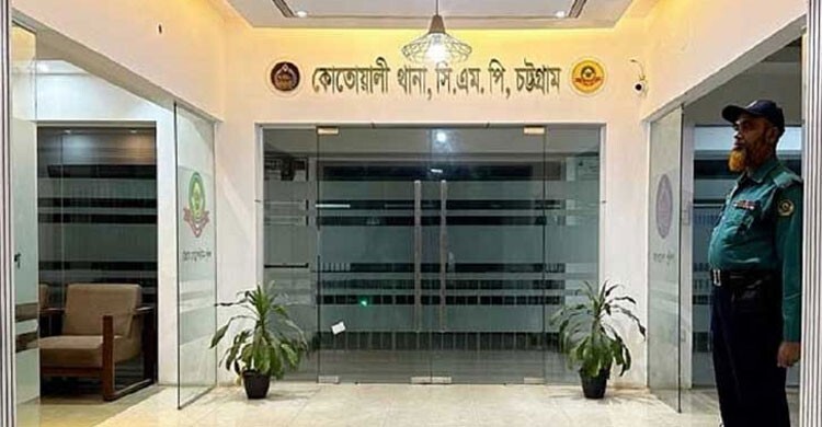 ঘুমানোর কথা বলে রুম থেকে সাড়া নেই, পরে মিললো স্কুলছাত্রীর মরদেহ