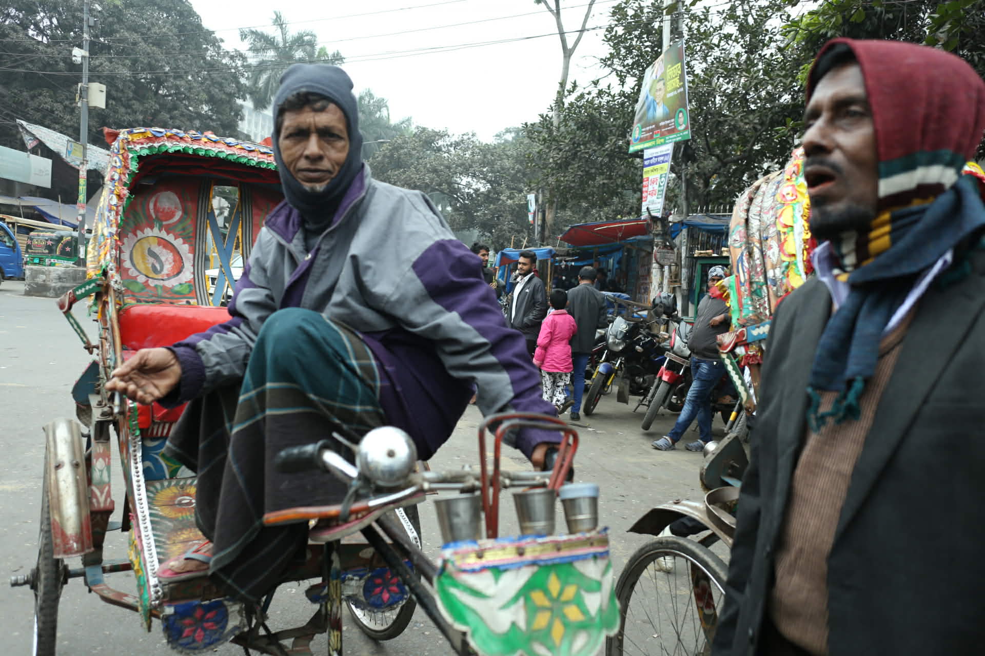 ঠান্ডার আড়ালে নগরীর অদৃশ্য যুদ্ধক্ষেত্র