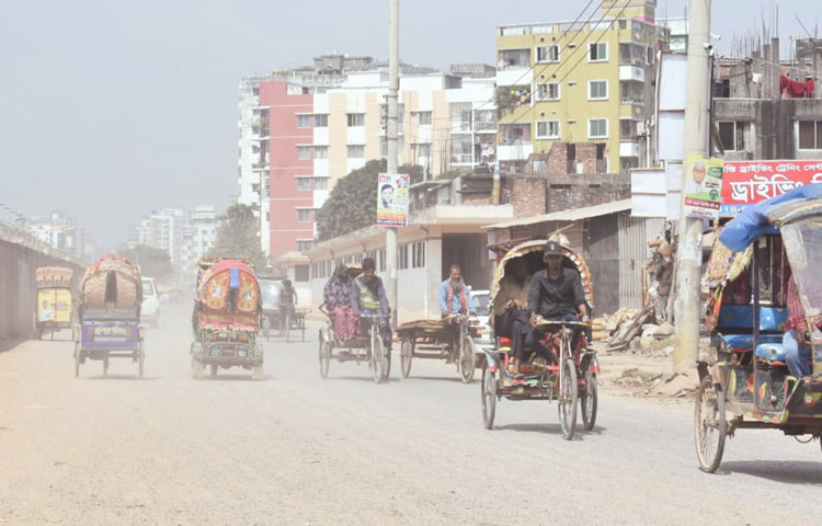 উন্নয়নের ধুলায় ঢাকা নগরজীবন, ছবিতে বিস্তারিত