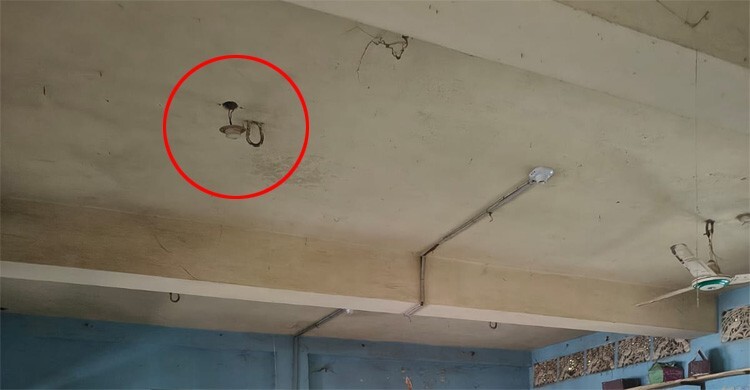 চট্টগ্রামে স্কুল ভবন থেকে ১০টি ফ্যান চুরি