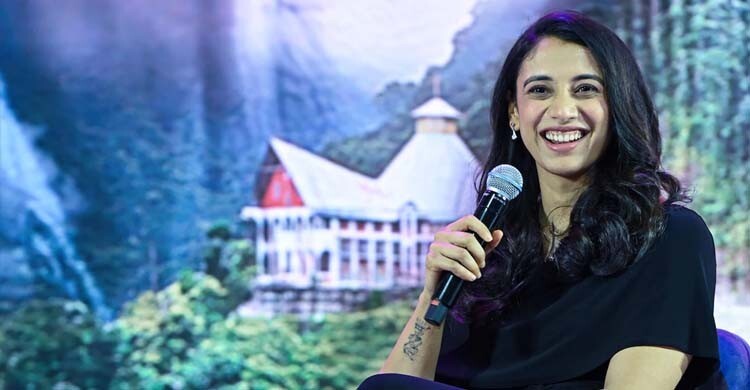 বিয়ে স্থগিতের পর প্রথমবার প্রকাশ্যে এসে যা বললেন স্মৃতি