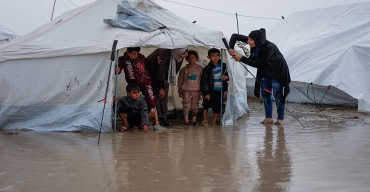 ‘বায়রন’ ঝড়ে বিপর্যস্ত গাজা, ২৪ ঘণ্টায় শিশুসহ নিহত ১০