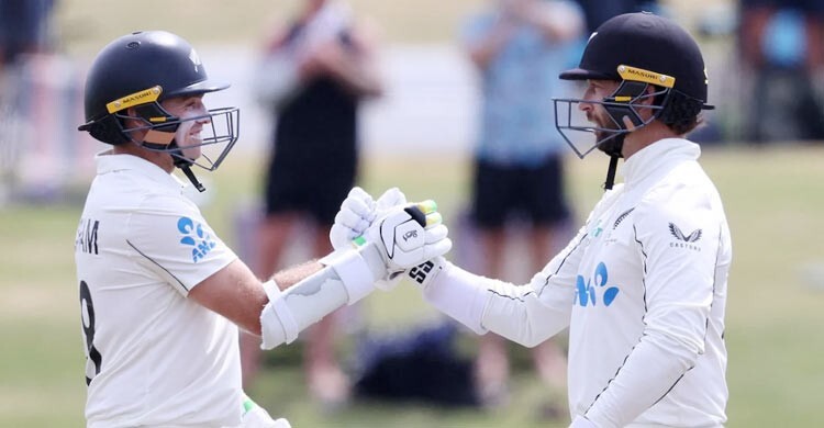 ৯৫ বছরের রেকর্ড ভাঙলেন ল্যাথাম-কনওয়ে