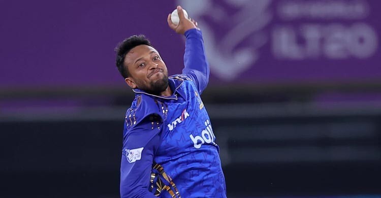 ব্যাটে-বলে ম্যাচসেরা সাকিব