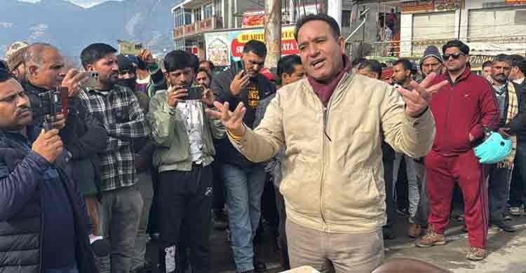 বাংলাদেশ-পাকিস্তান নিয়ে চুপ থাকবেন না মোদী: কাশ্মীরের বিজেপি নেতা