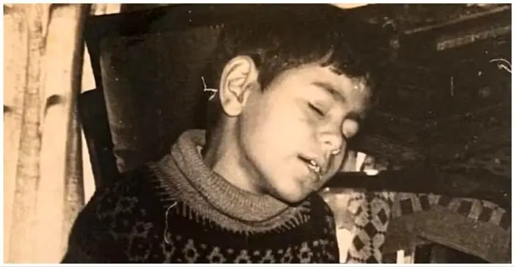 হোটেলে বাসন ধোয়ার কাজ করে আজ তিনি কোটিপতি অভিনেতা