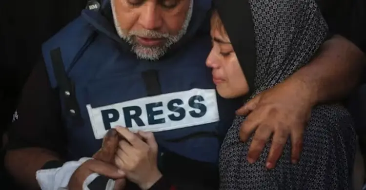 গাজায় ফিলিস্তিনি সাংবাদিকদের ৭০০র বেশি স্বজনকে হত্যা করেছে ইসরায়েল